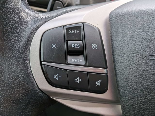 Used 2021 Ford Explorer XLT w/ Equipment Group 202A RWD image 26