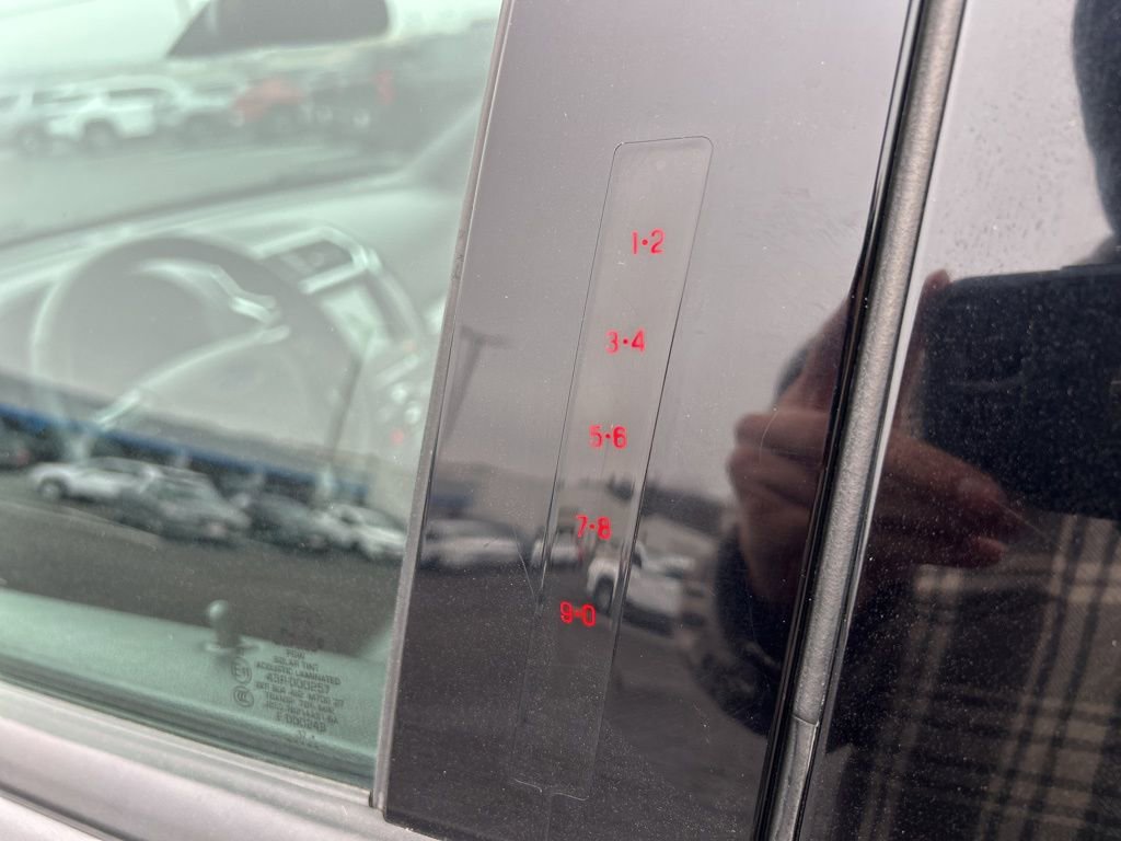 Used 2018 Ford Explorer Sport w/ Ford Safe & Smart Package image 14