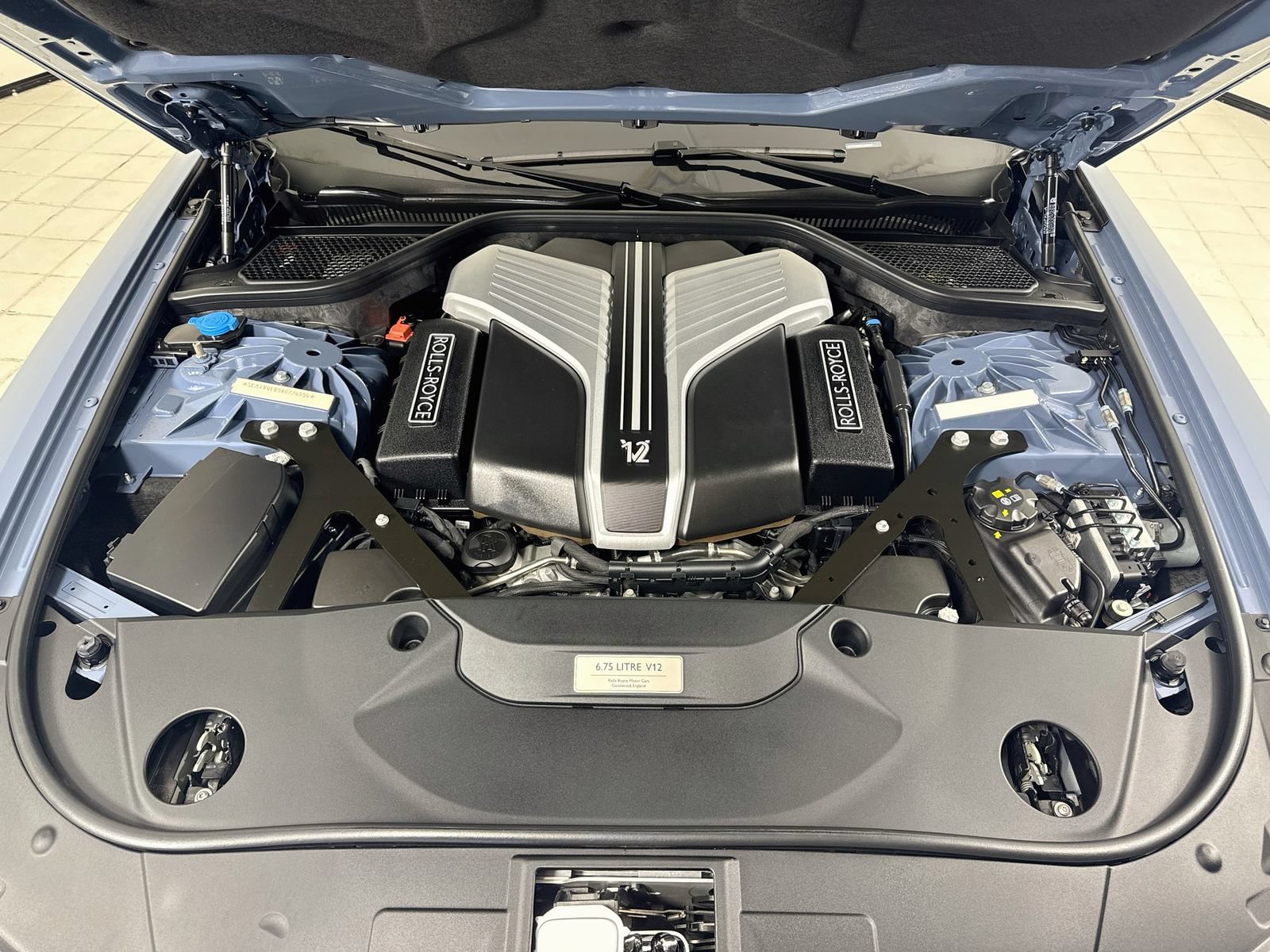 Certified 2024 Rolls-Royce Ghost AWD/4WD image 29