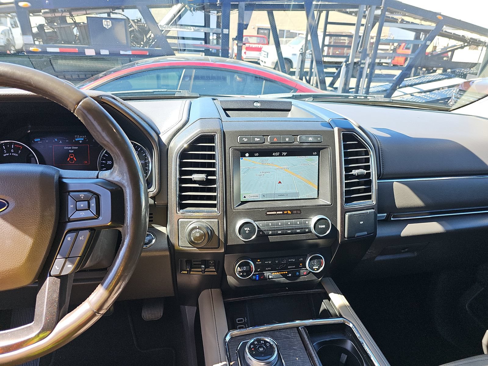 Used 2019 Ford Expedition Limited w/ Equipment Group 301A AWD/4WD image 15