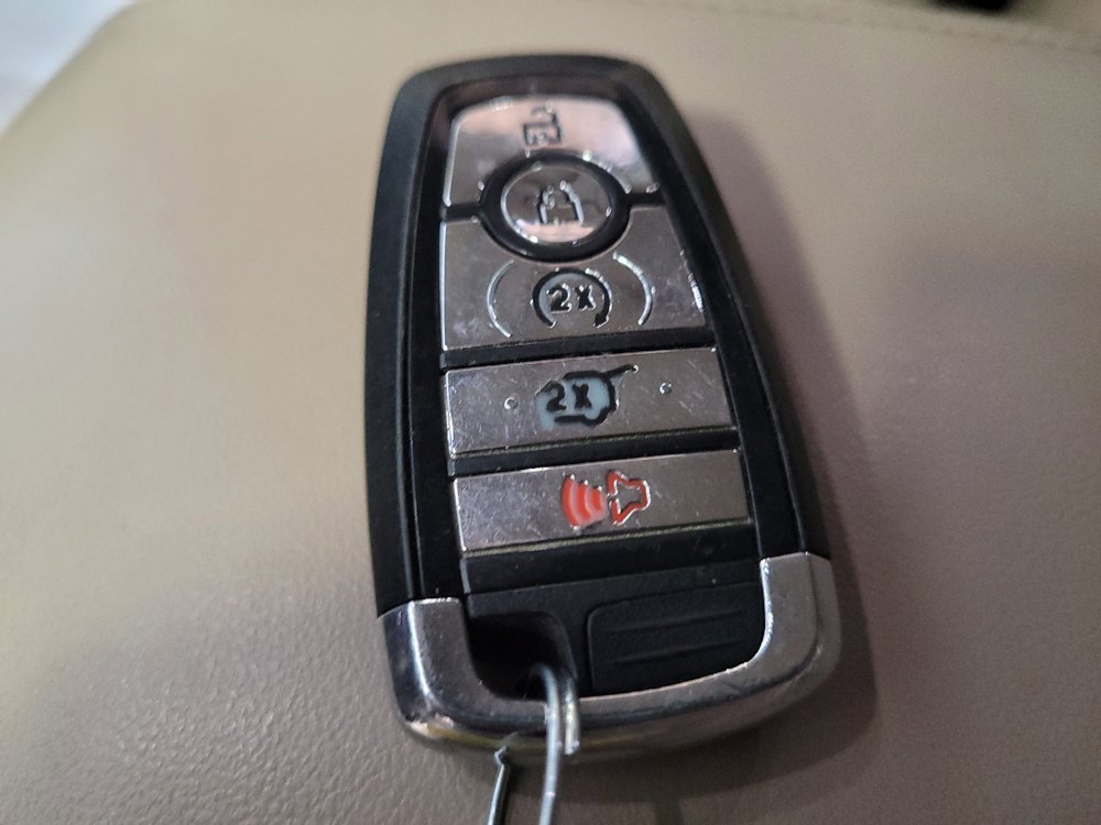 Used 2021 Lincoln Corsair Reserve w/ Equipment Group 201A FWD image 32