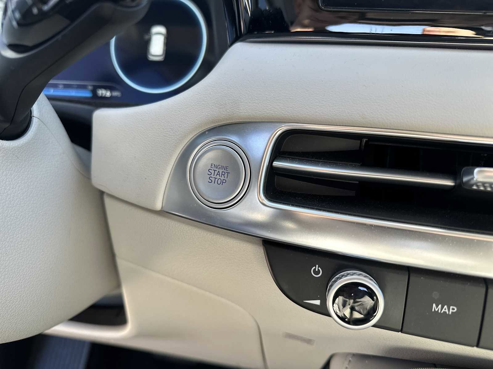 Used 2023 Hyundai Palisade Calligraphy image 19