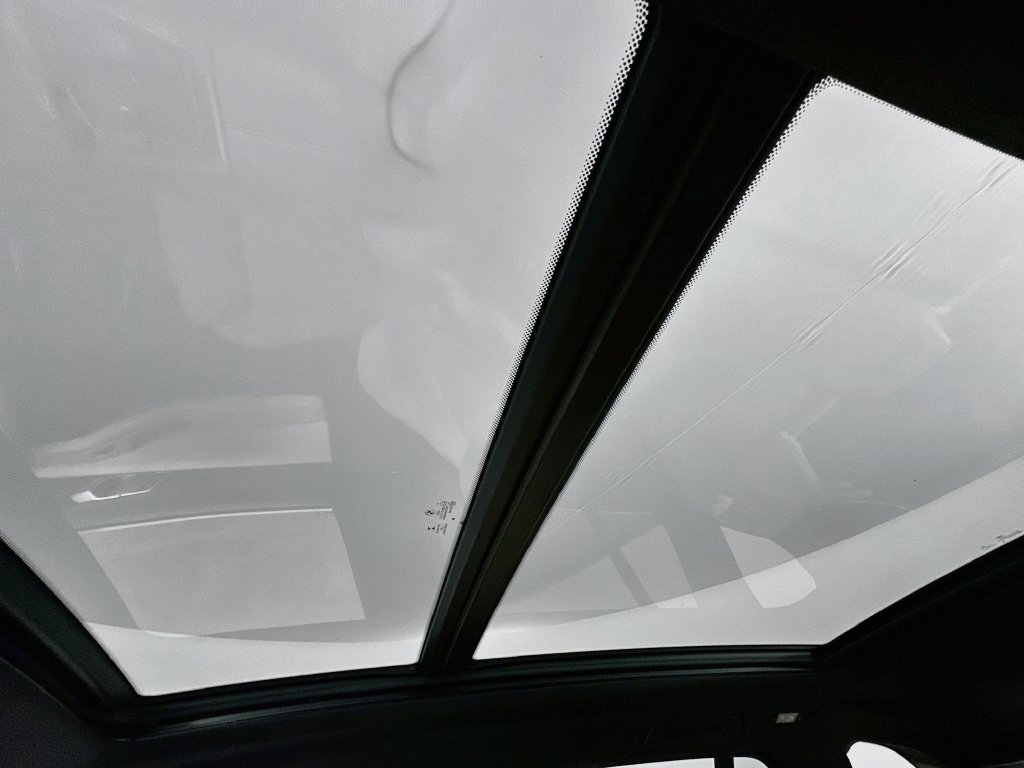 Used 2022 BMW X5 sDrive40i w/ Premium Package RWD image 21