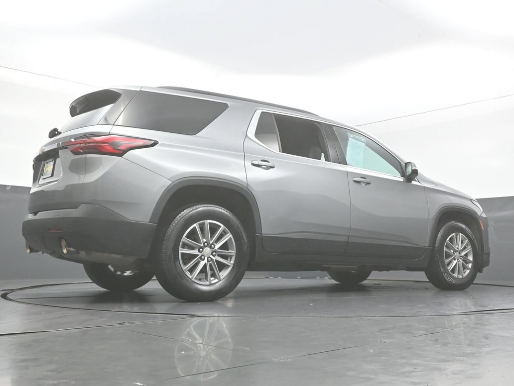 Used 2023 Chevrolet Traverse LT AWD/4WD image 46