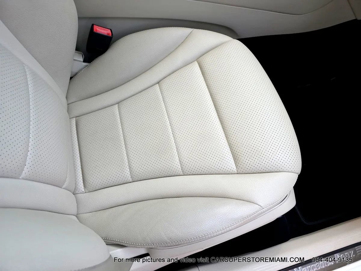 Used 2018 Mercedes-Benz GLC 300 w/ Premium Package image 44