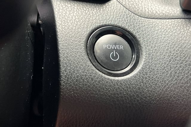 Used 2025 Toyota Camry LE FWD image 28