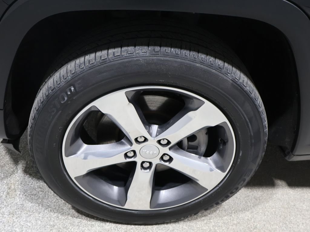 Used 2021 Jeep Grand Cherokee L Limited image 10