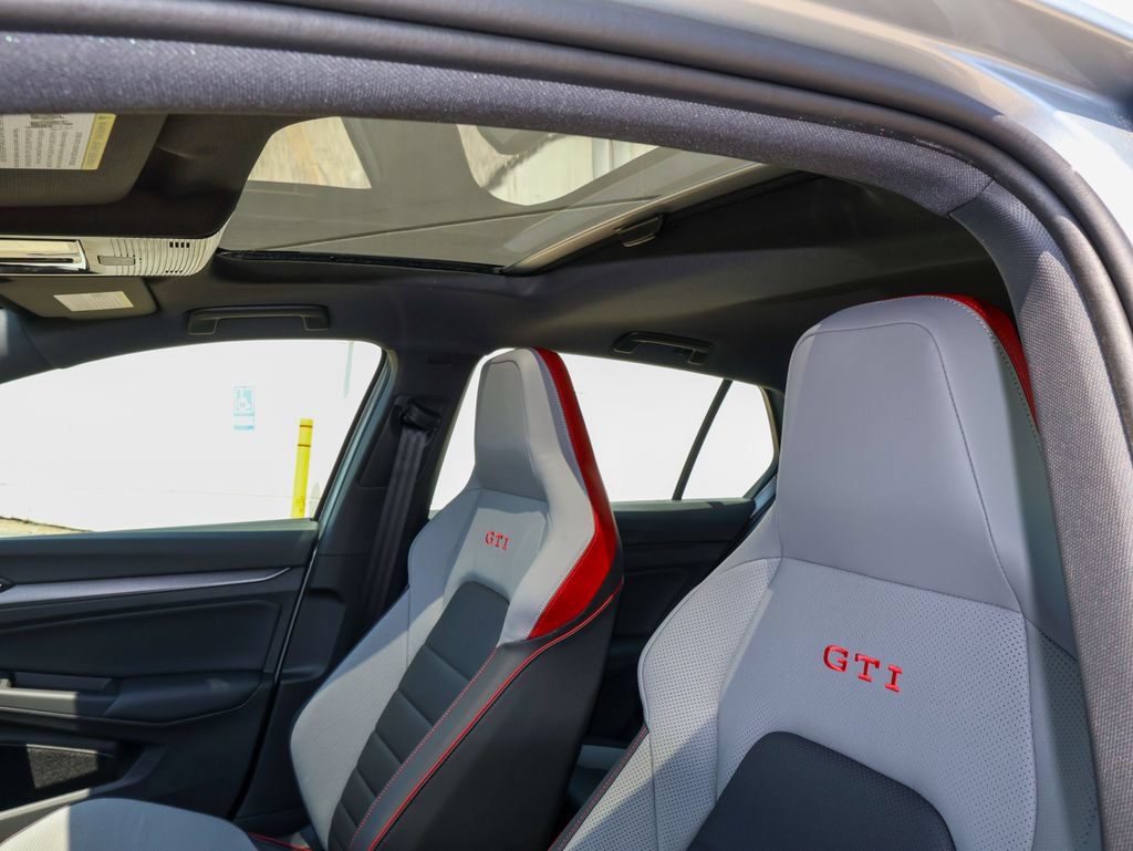 New 2026 Volkswagen GTI SE FWD image 12