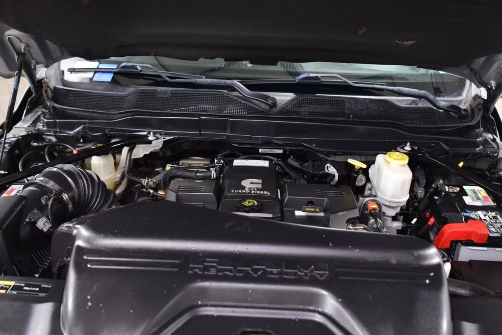 Used 2023 RAM 5500 Tradesman AWD/4WD image 18