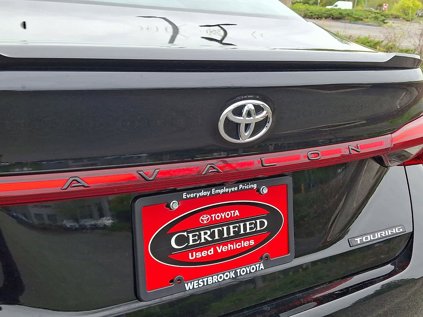 Certified 2019 Toyota Avalon Touring w/ All Weather Liner Package FWD image 32