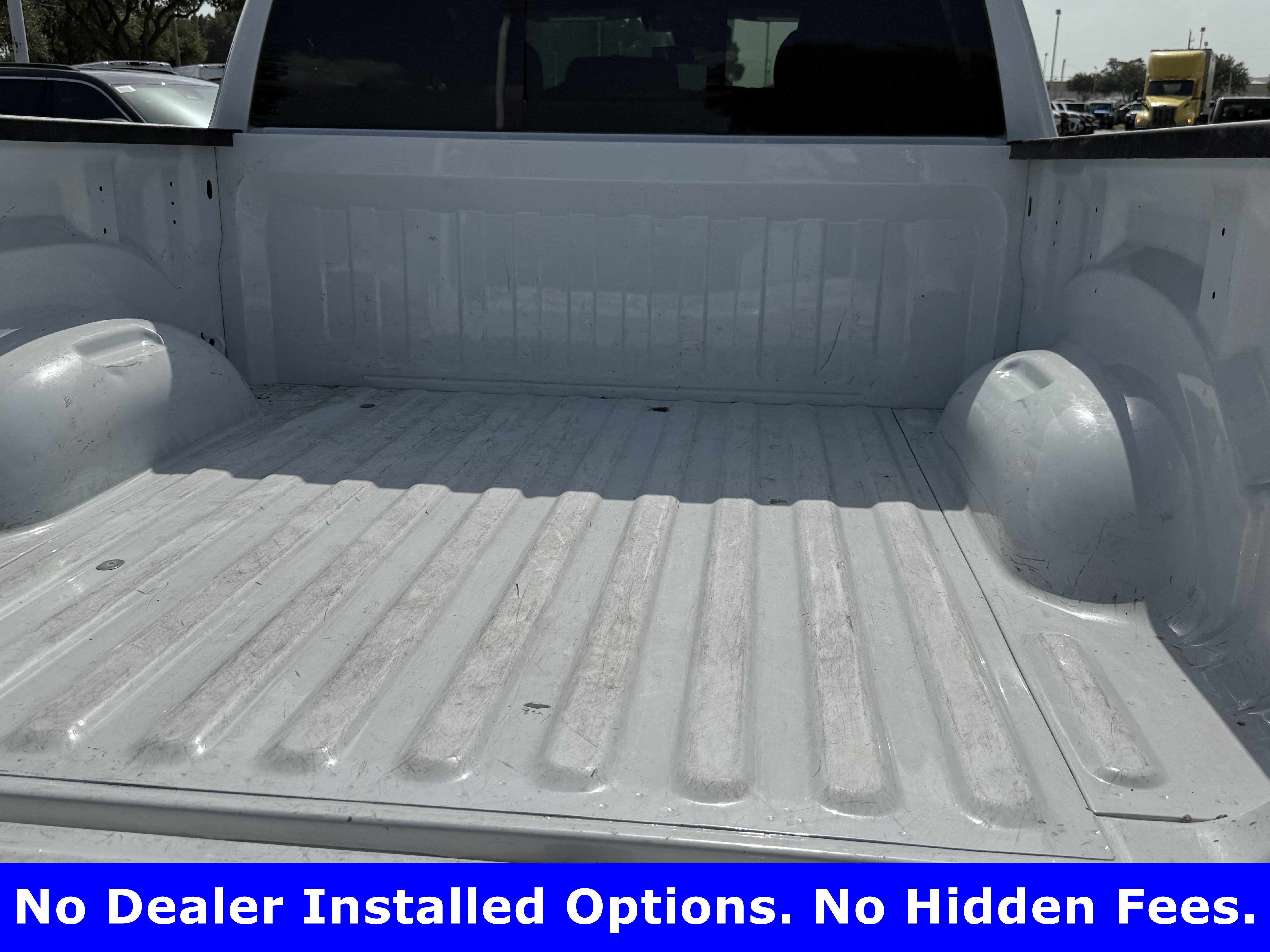 Used 2025 RAM 1500 Warlock AWD/4WD image 32