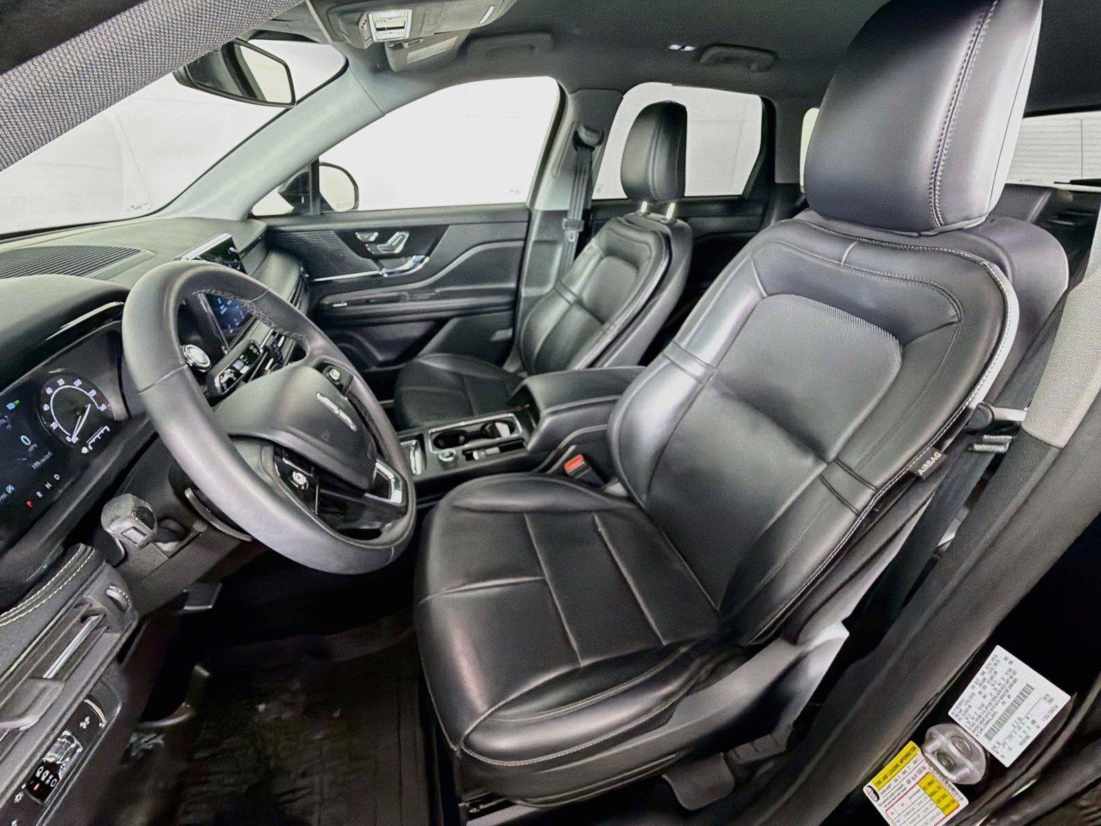 Used 2022 Lincoln Corsair AWD w/ Equipment Group 101A image 2