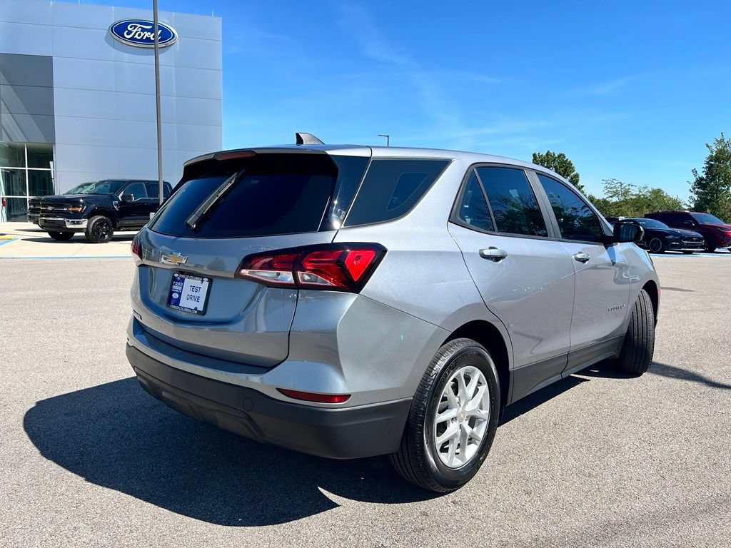 Used 2024 Chevrolet Equinox LS FWD image 6