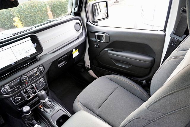 New 2026 Jeep Wrangler Unlimited Sport S image 27