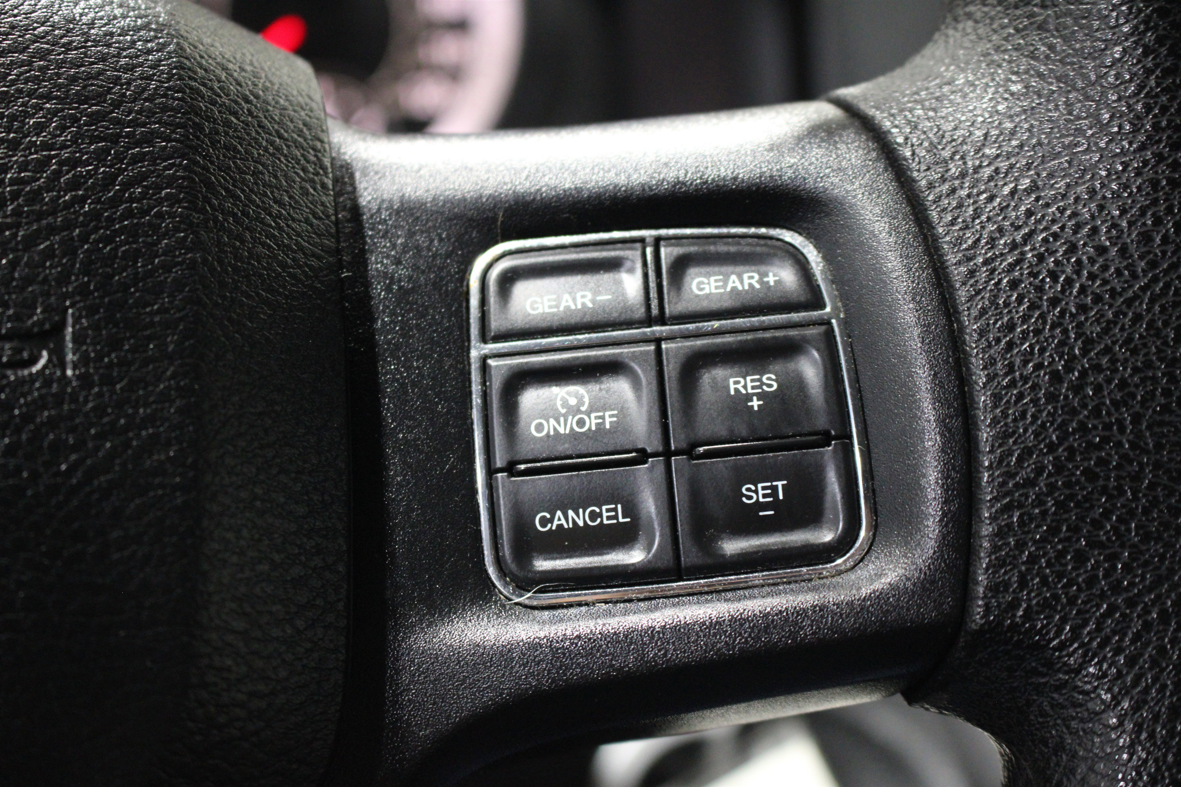 Used 2017 RAM 1500 Classic SLT image 10