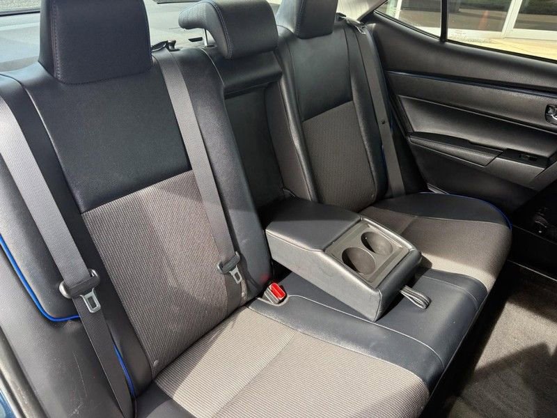 Used 2017 Toyota Corolla SE FWD image 12