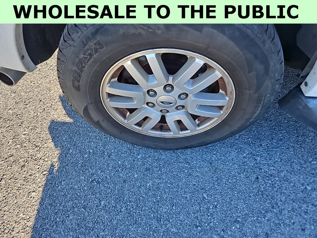 Used 2012 Ford Expedition XLT image 11