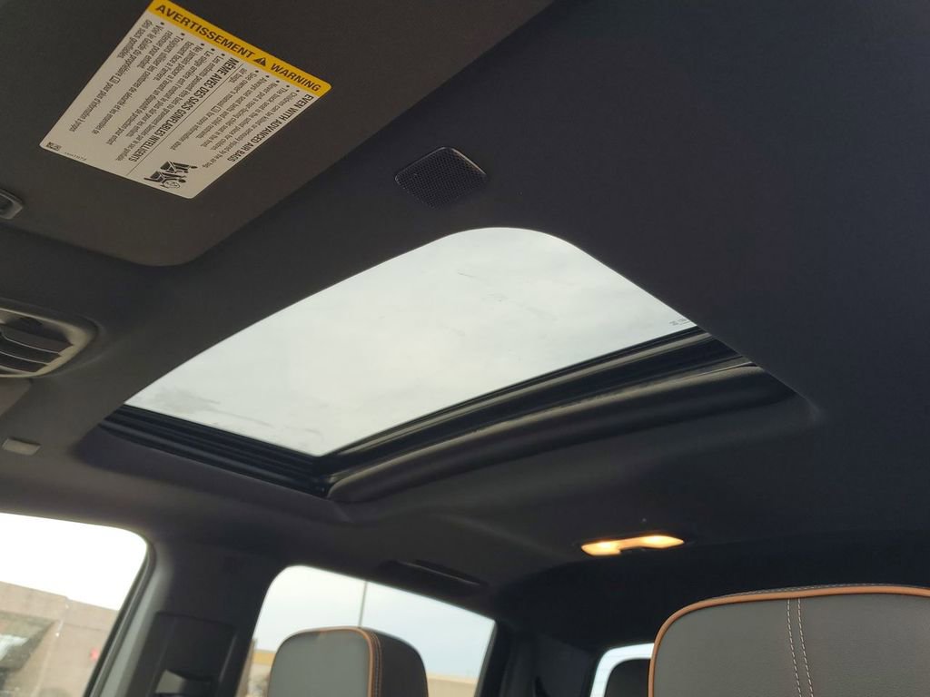 New 2025 GMC Canyon AT4 w/ Nightfall Edition image 20