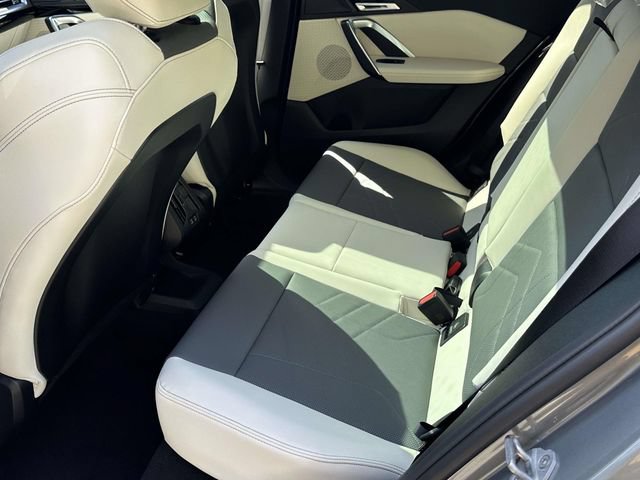 New 2026 BMW X2 xDrive28i w/ Technology Package AWD/4WD image 8