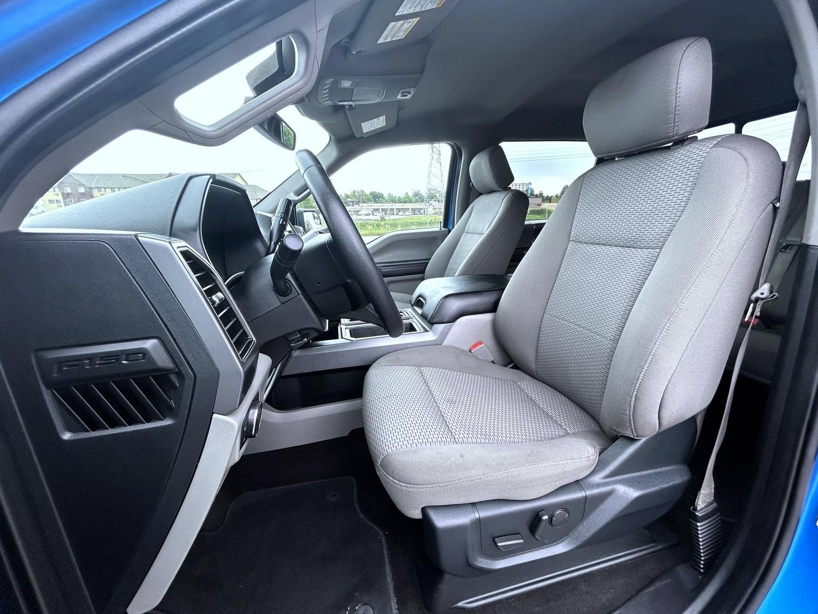 Used 2020 Ford F150 XLT w/ Equipment Group 302A Luxury AWD/4WD image 11