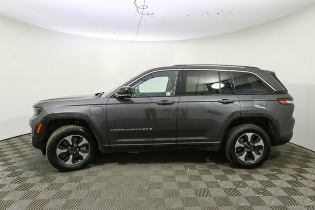 Used 2023 Jeep Grand Cherokee 4WD 4xe image 6