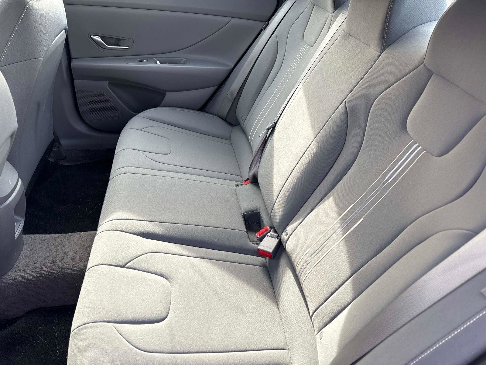 Certified 2024 Hyundai Elantra SEL image 13