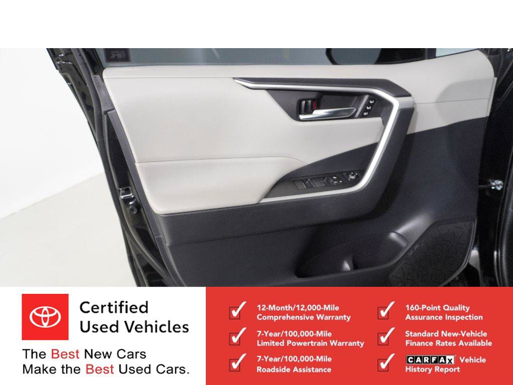 Used 2021 Toyota RAV4 XLE Premium FWD image 13
