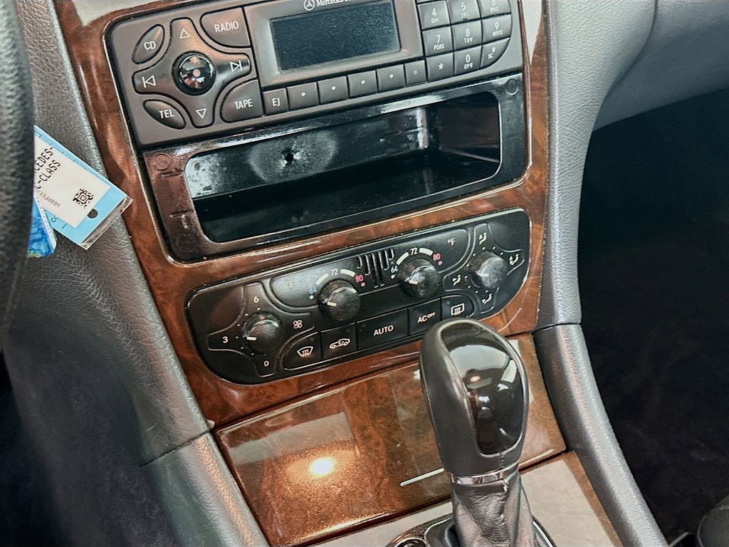 Used 2003 Mercedes-Benz C 240 Sedan image 14