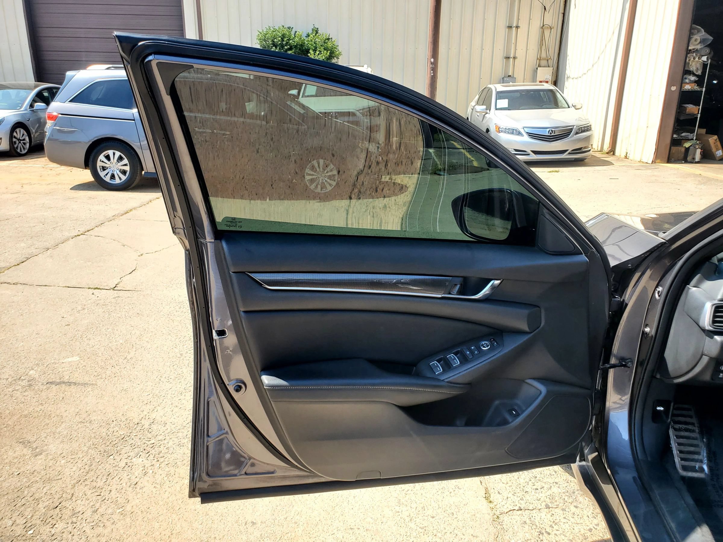 Used 2018 Honda Accord Sport image 21