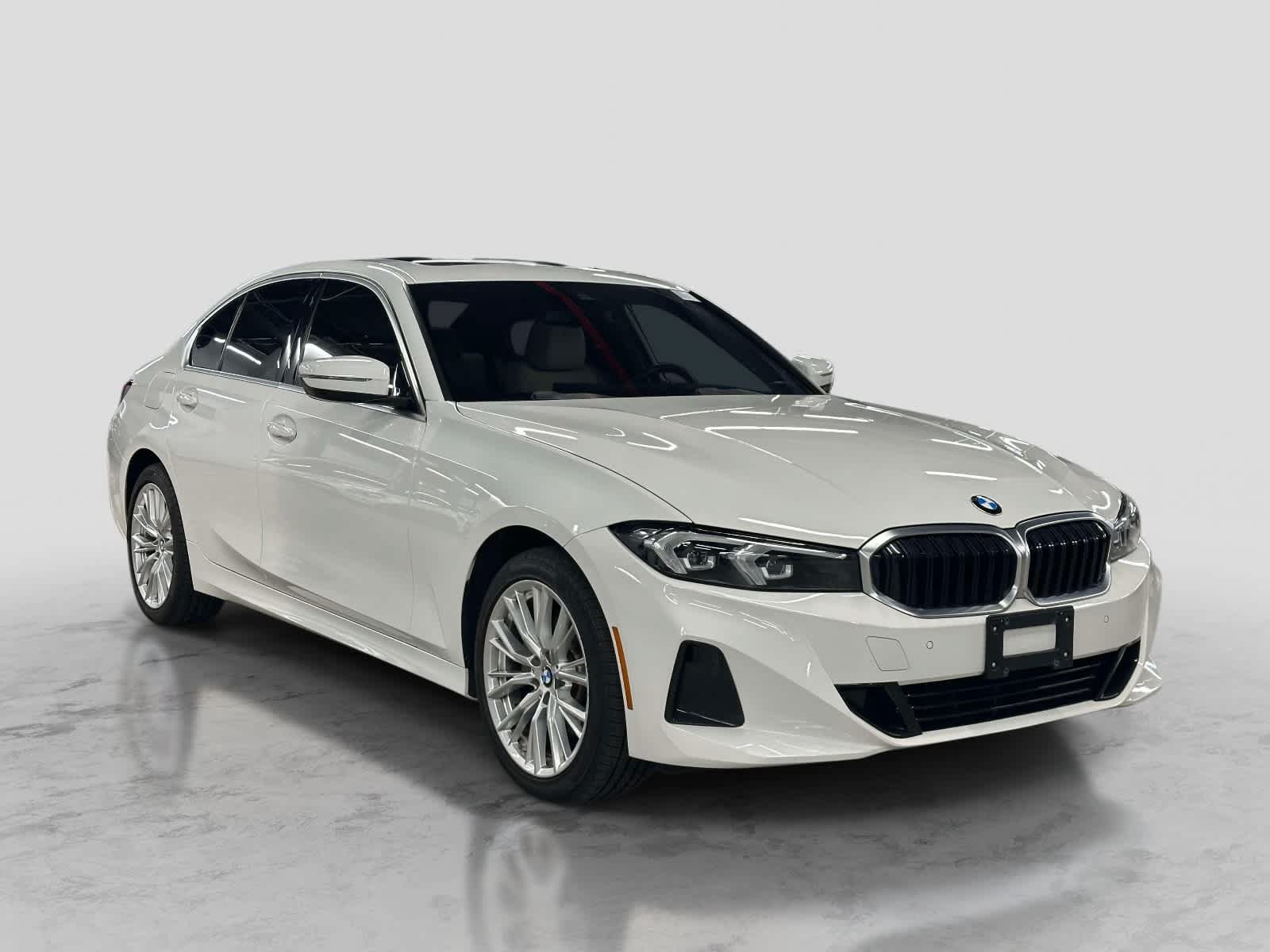 Used 2024 BMW 330i xDrive Sedan w/ Convenience Package AWD/4WD image 7