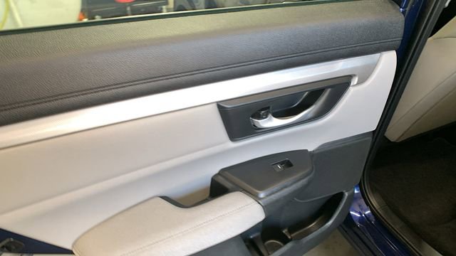 Used 2018 Honda CR-V LX image 7