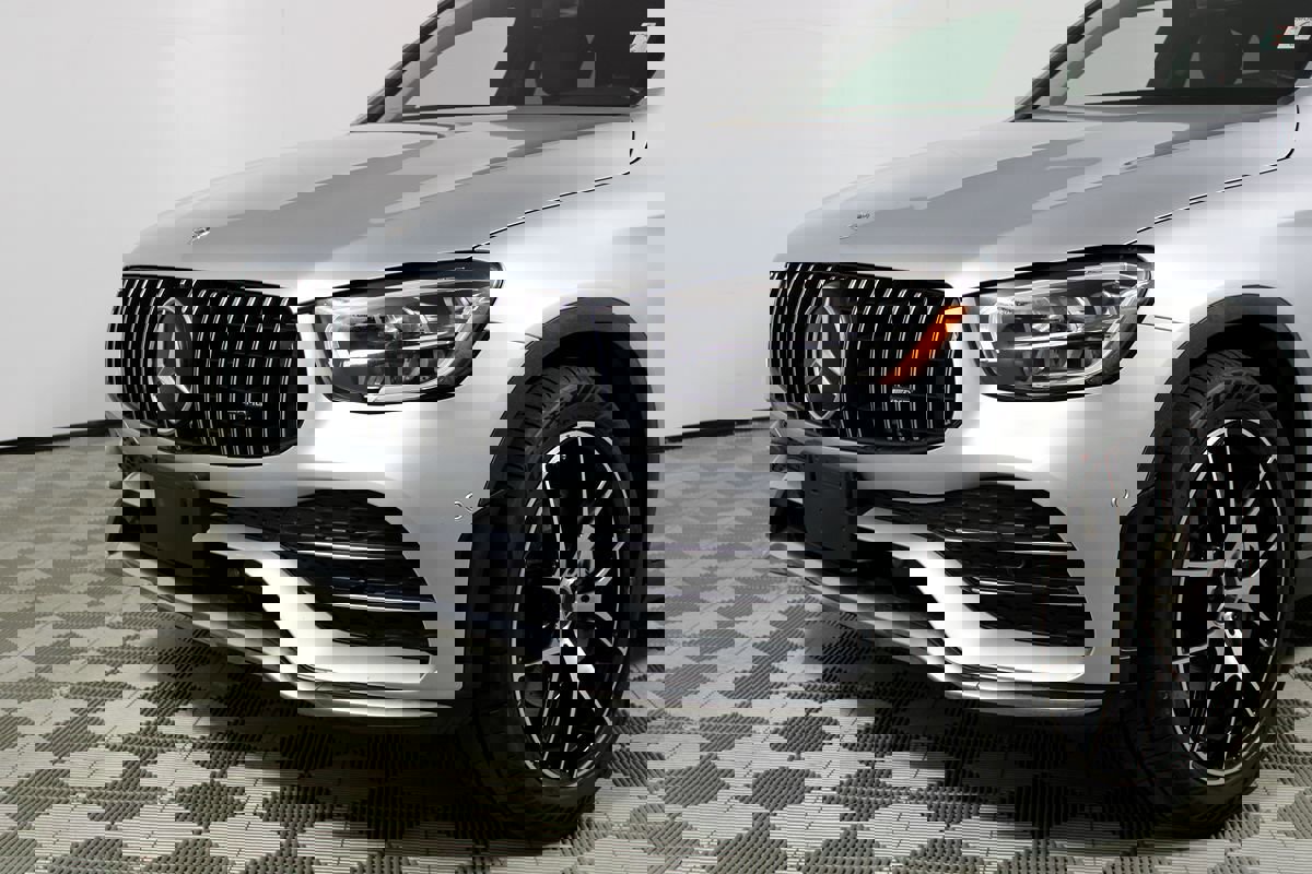 Used 2023 Mercedes-Benz GLC 43 AMG 4MATIC Coupe image 32