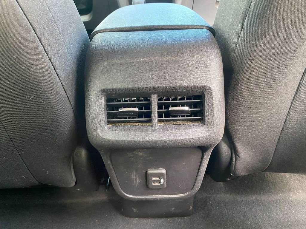 Used 2024 Chevrolet Equinox LS w/ LS Convenience Package image 27