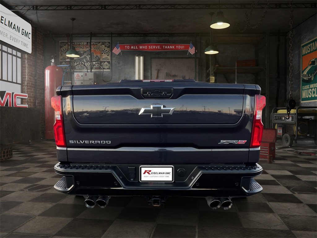 Certified 2022 Chevrolet Silverado 1500 ZR2 w/ Technology Package image 4