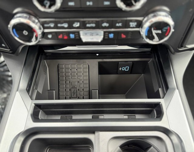 New 2026 Ford F250 Platinum image 26