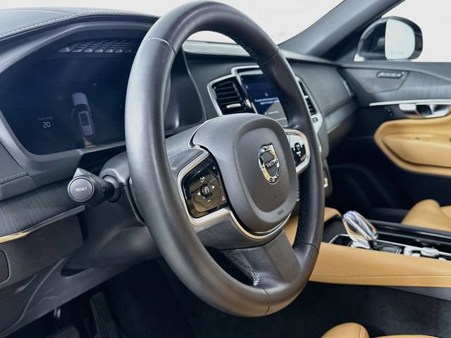 Used 2025 Volvo XC90 B6 Ultra w/ Protection Package Premier AWD/4WD image 11