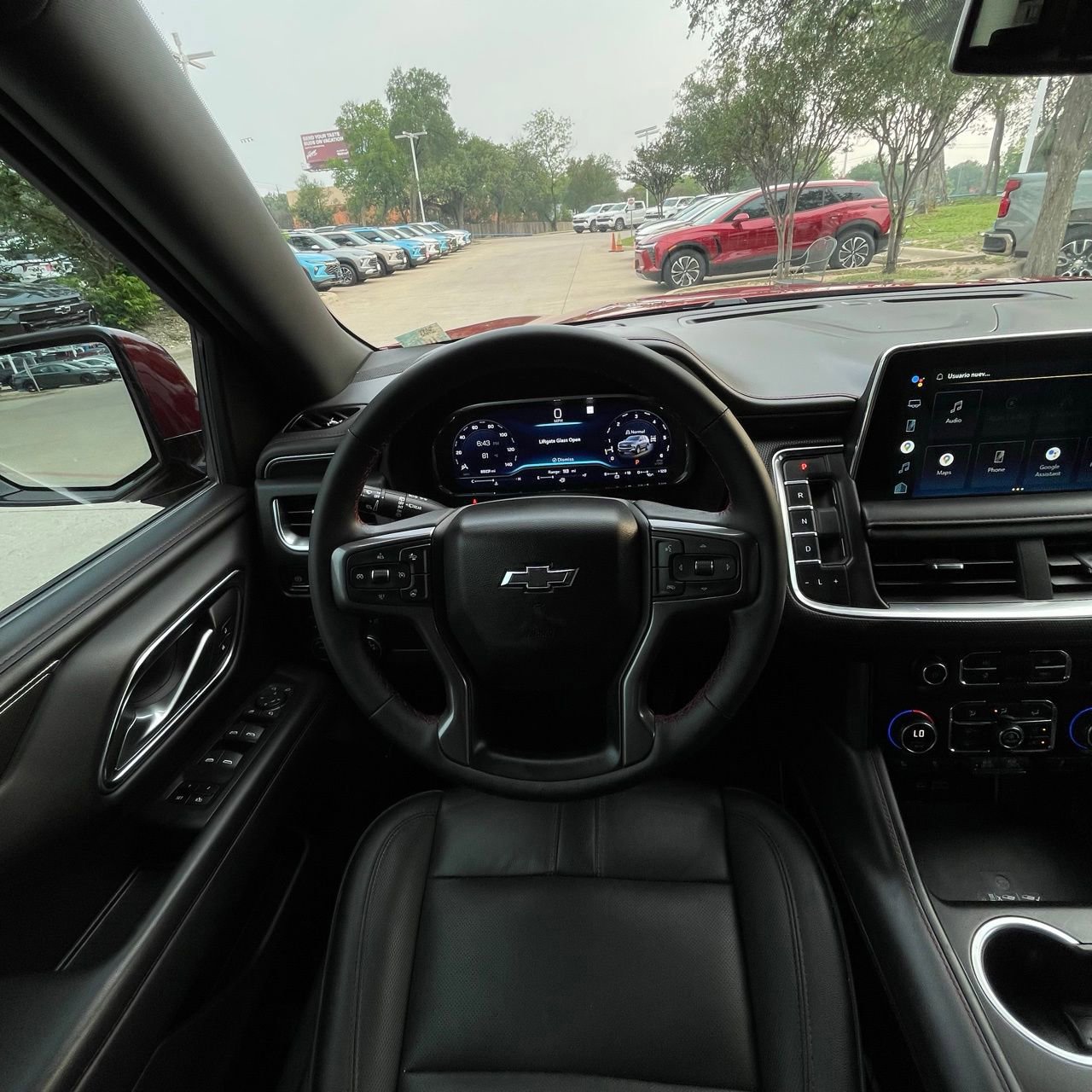 Used 2022 Chevrolet Tahoe RST w/ Luxury Package AWD/4WD image 12