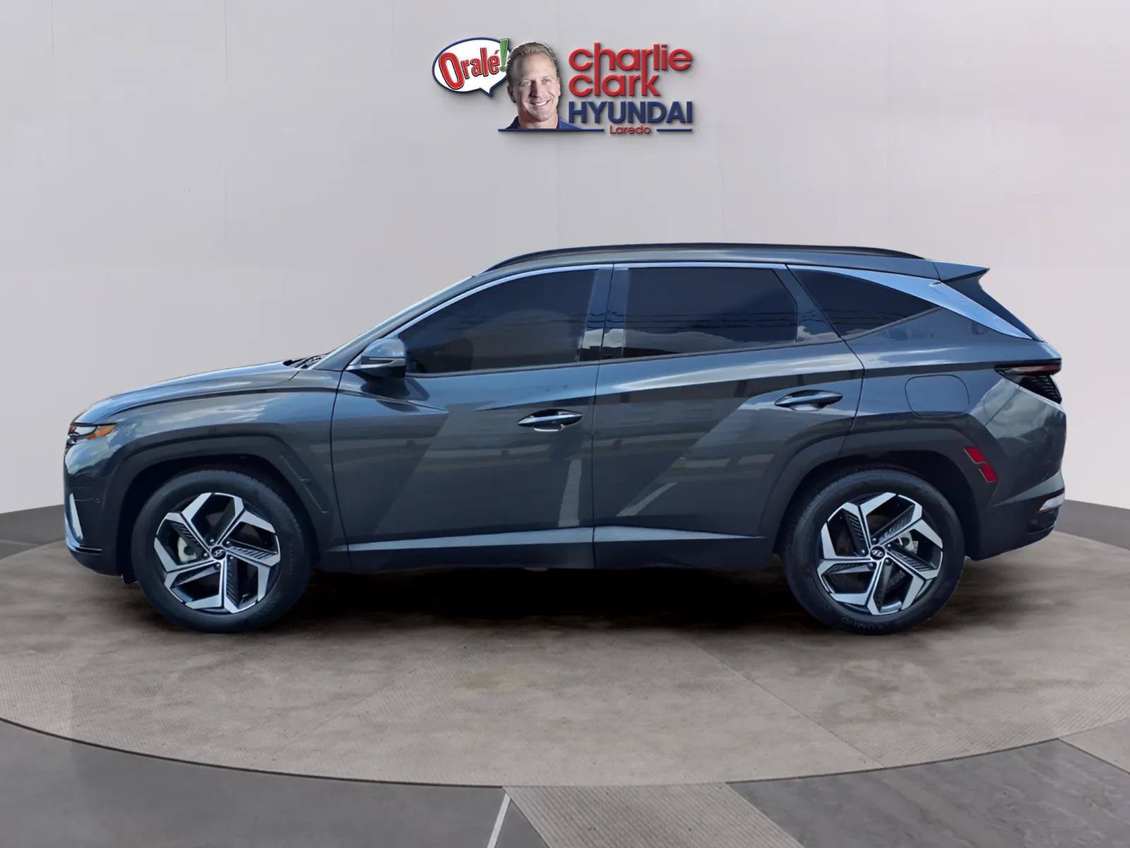 Certified 2023 Hyundai Tucson Limited FWD image 2