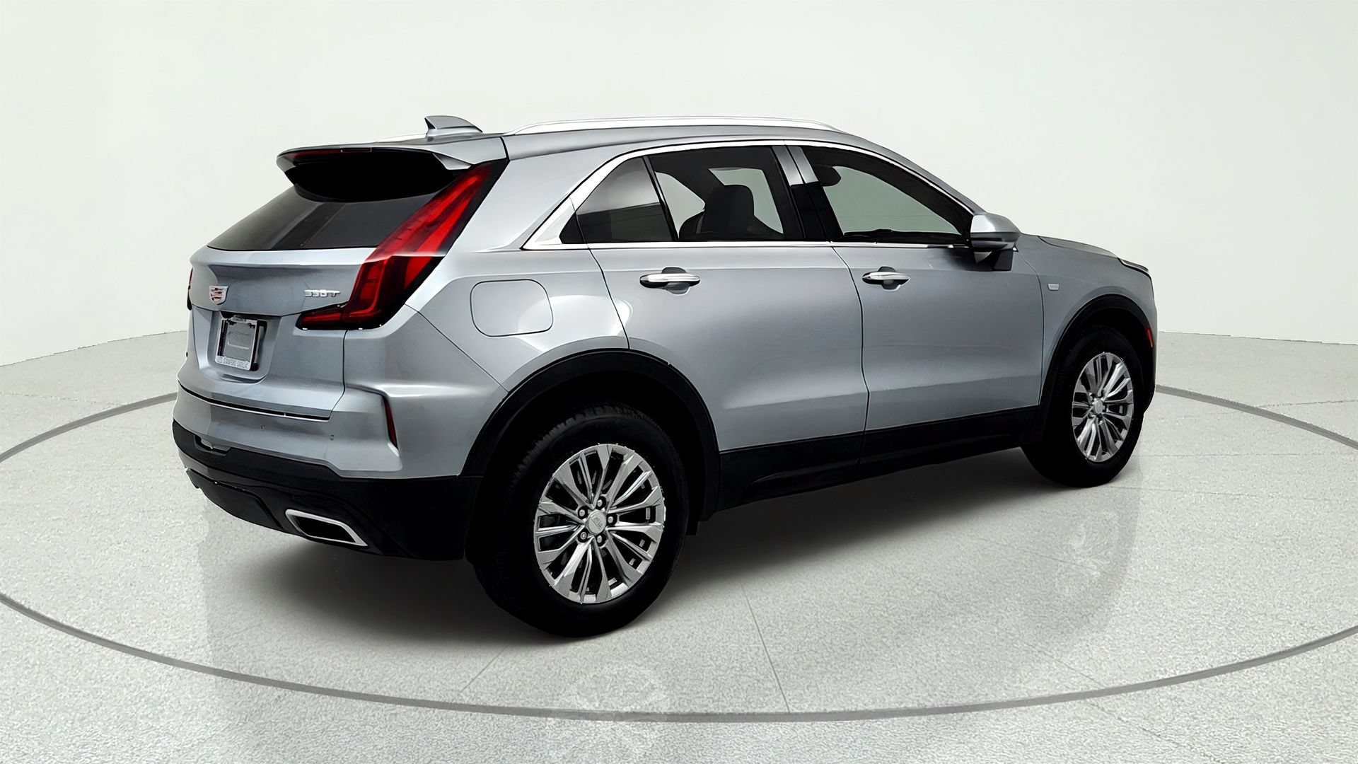 Certified 2024 Cadillac XT4 Premium Luxury w/ Cold Weather Package FWD image 5