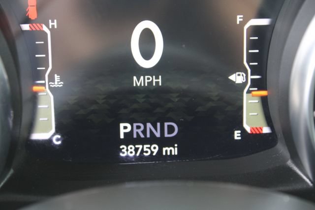 Used 2022 Jeep Wrangler Unlimited Sahara AWD/4WD image 19