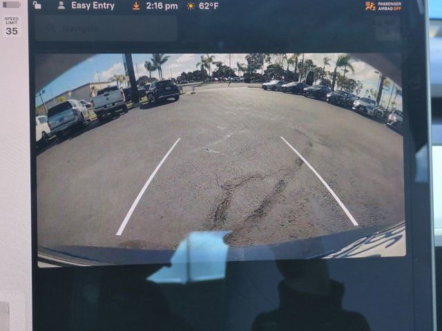 Used 2019 Tesla Model 3 Standard Range Plus image 23