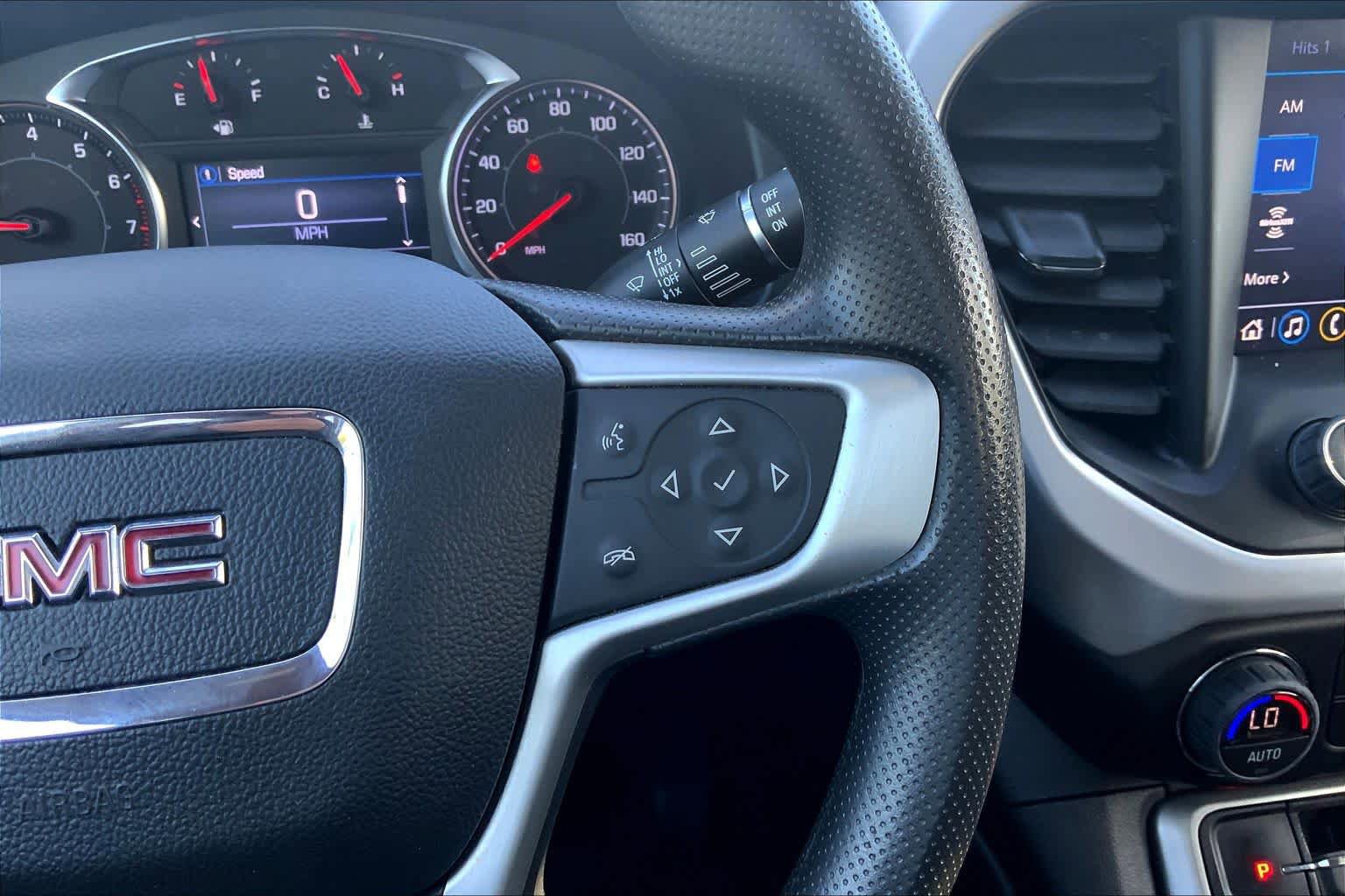Used 2023 GMC Acadia SLE w/ Elevation Edition image 23