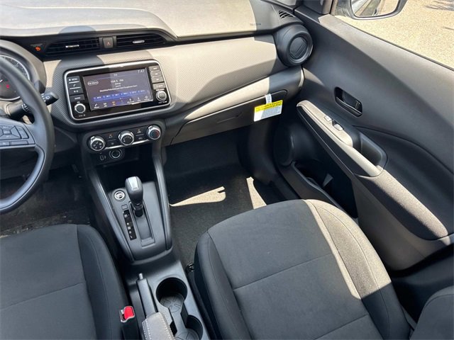 New 2025 Nissan Kicks Play S image 17