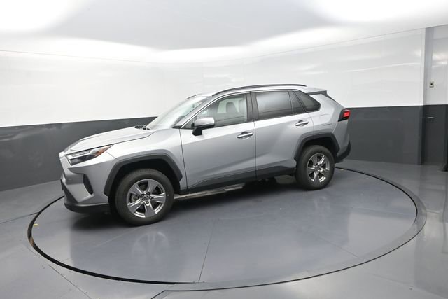 Used 2024 Toyota RAV4 XLE FWD image 42