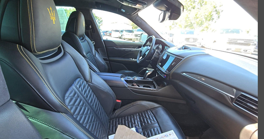 Used 2022 Maserati Levante F Tributo AWD/4WD image 9