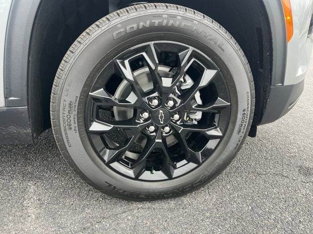New 2026 Chevrolet Traverse LT w/ Midnight/Sport Edition AWD/4WD image 11