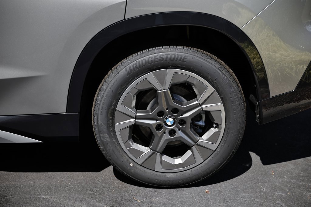 New 2026 BMW X1 xDrive28i w/ Technology Package image 9