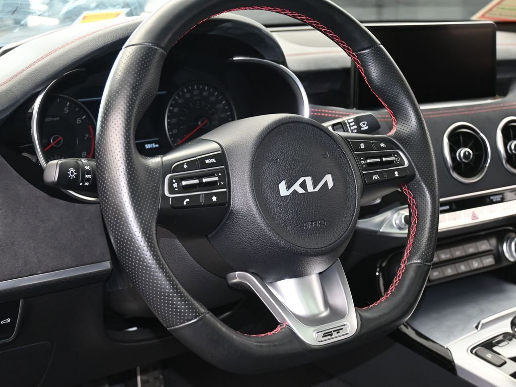 Used 2023 Kia Stinger GT2 image 15