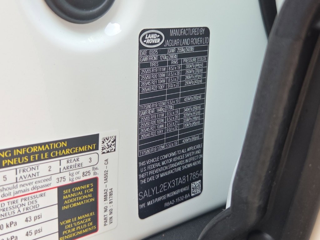 New 2026 Land Rover Range Rover Velar Dynamic SE image 30