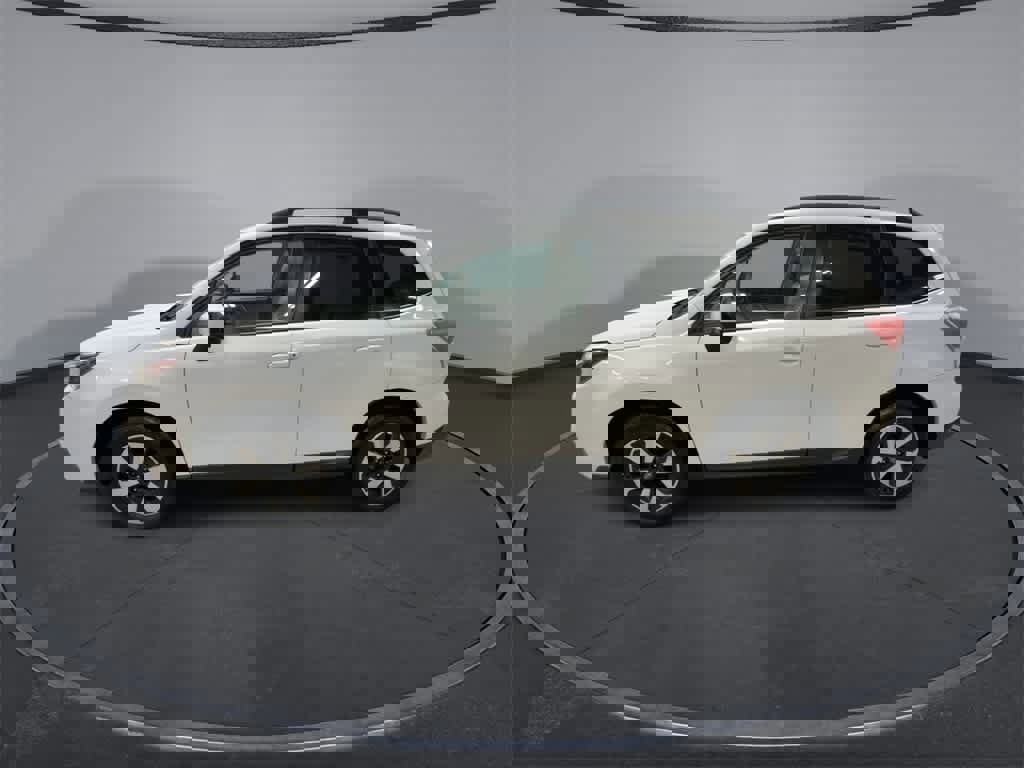 Used 2017 Subaru Forester 2.5i Premium image 5